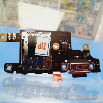 Плата дополнительная Xiaomi Poco X7 Pro (2412DPC0AG) с разъемом зарядки, симкарты и микрофоном, оригинал