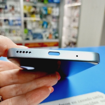 Дисплей Huawei Honor X8a (CRT-LX1) / Honor 90 lite (CRT-LX1)  в сборе с тачскрином в рамке (серебро) оригинал