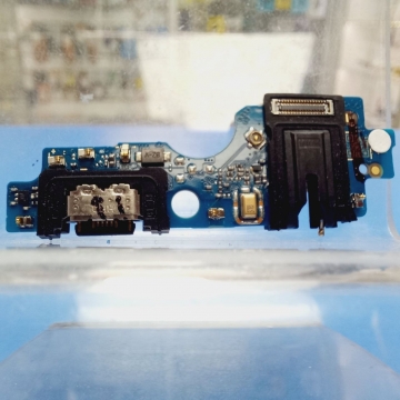 Плата дополнительная Infinix Smart 9 (X6532) с разъемом зарядки, гарнитуры, микрофоном, оригинал