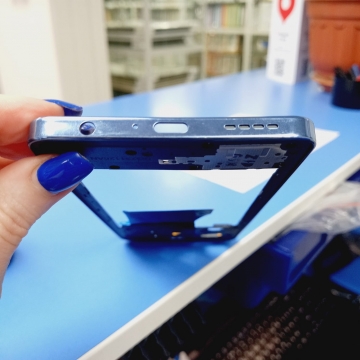 Средняя часть корпуса Infinix Hot 40 (X6836), 40 Pro (X6837) голубой