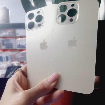Задняя крышка корпуса iPhone 13 Pro (ув. вырез камеры. стекло, логотип) (золото) ориг