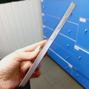 Дисплей Samsung SM-S721F Galaxy S24 FE в сборе с тачскрином в рамке (серебро) оригинал АСЦ p/n GH82-35848B