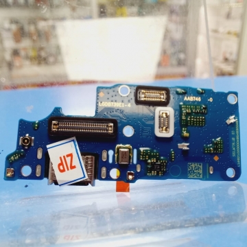 Плата дополнительная Realme 13 Plus 5G (RMX5000) с разъемом зарядки, сим-карты и микрофоном, оригинал