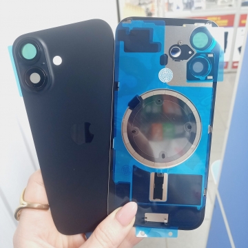 Задняя крышка корпуса iPhone 16 (стекло, логотип) (черная) со стеклом камеры и креплением, Magsafe