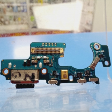 Плата дополнительная Samsung SM-F761 Z Flip 7 FE с разъемами зарядки и микрофоном, оригинал